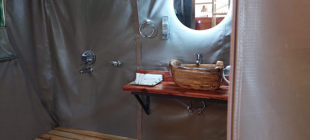 tent bathroom sink